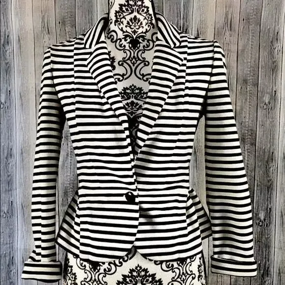 Elle Black and White Striped Structured Blazer, Size Small