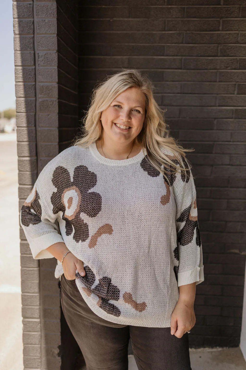 JAYLER CURVY FLORAL SWEATER