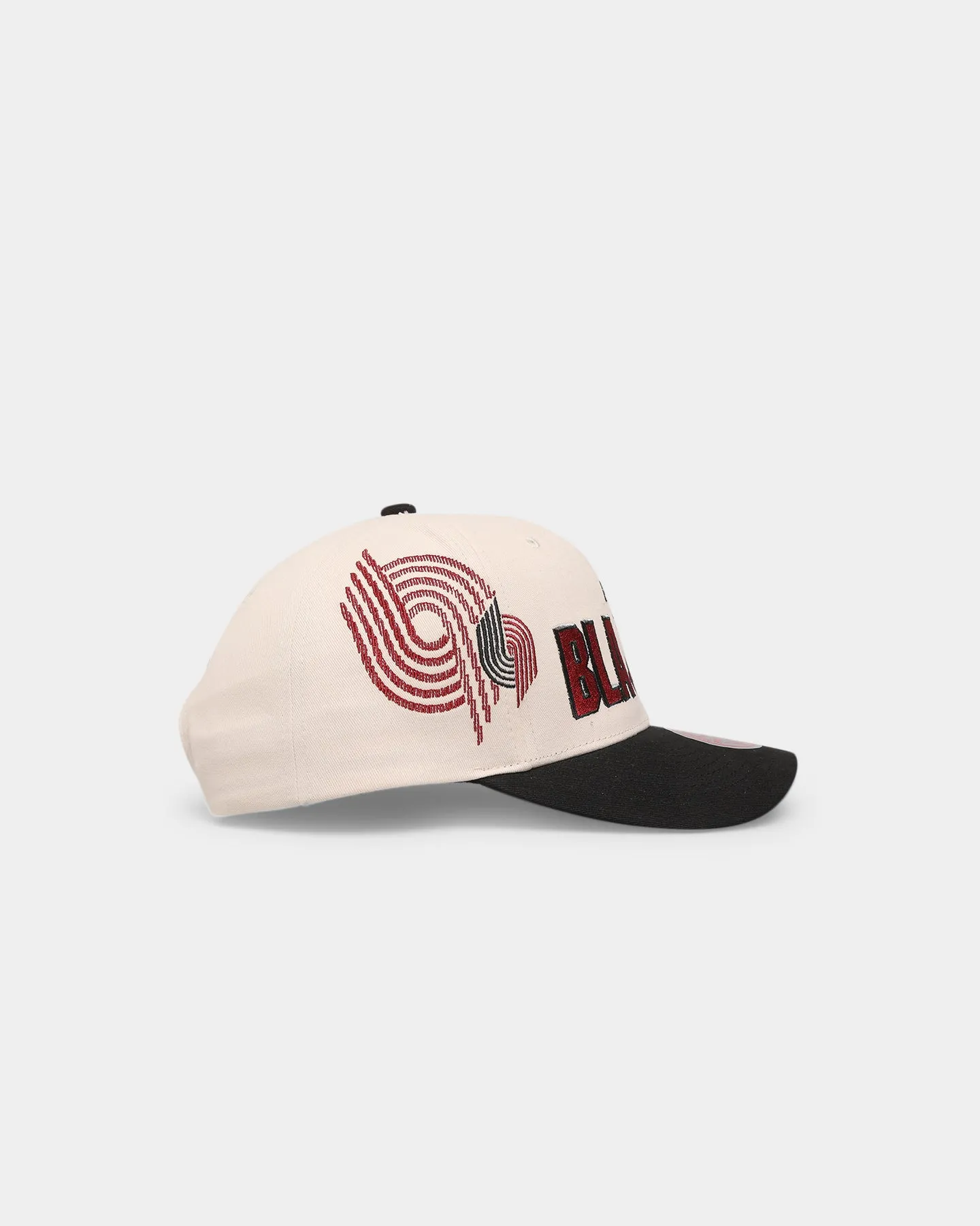 Mitchell & Ness Portland Blazers '96 Draft' Pro Crown Snapback Off White