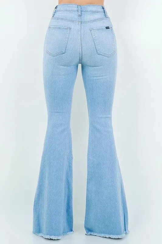 Perla Bell Bottom Jean in Light Wash