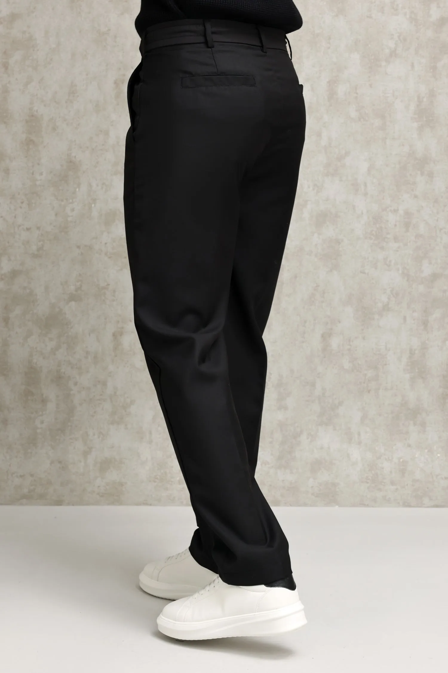 TAILORED PLEATED FORMAL TROUSERS-BLACK