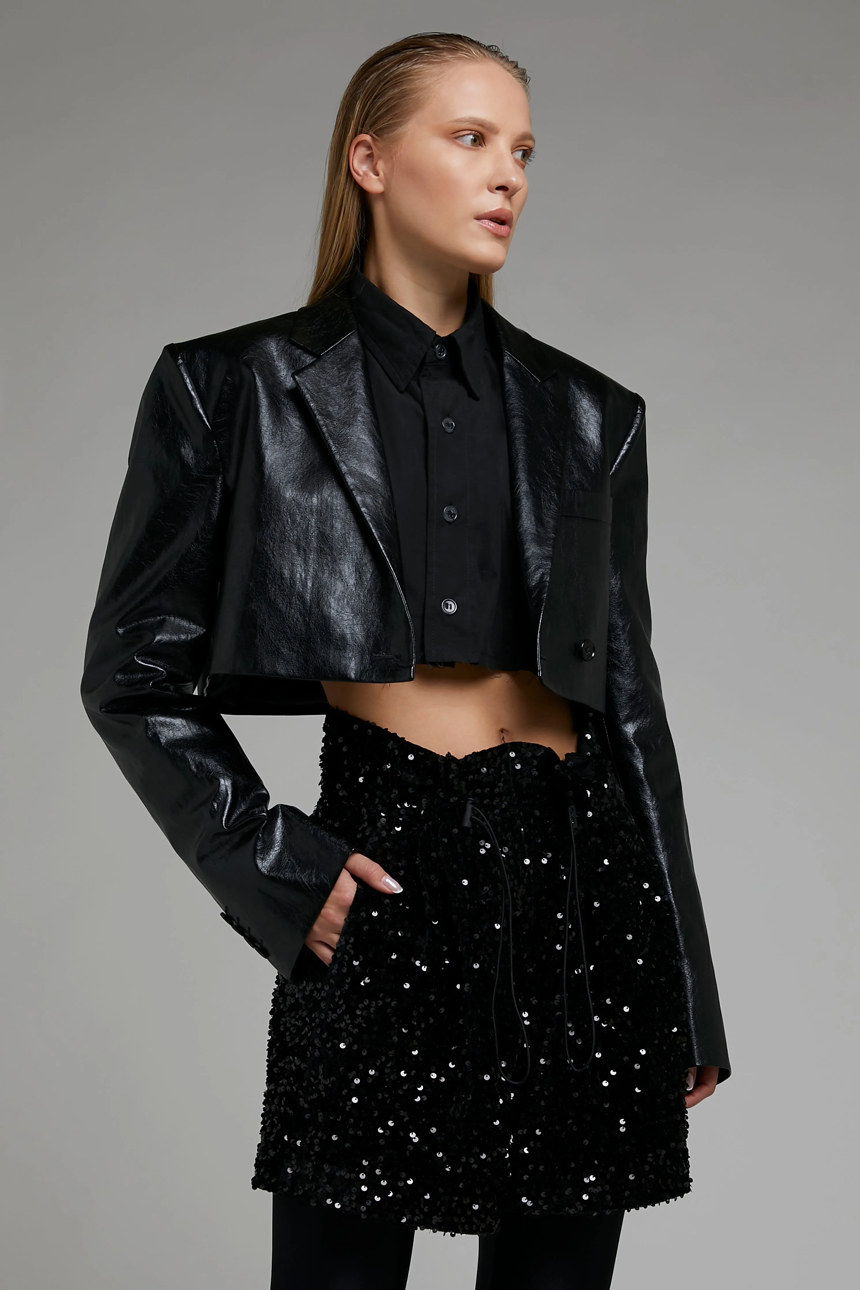 VEGAN LEATHER CROP BLAZER